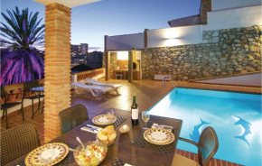 Amazing home in Fuengirola, Malaga with WiFi and 3 Bedrooms, Fuengirola